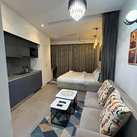 Super Apartment